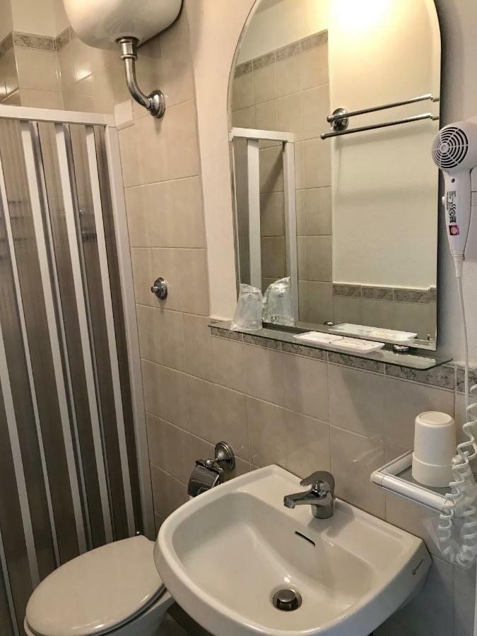 La Speranza Hotel Grazzini Руфина Экстерьер фото